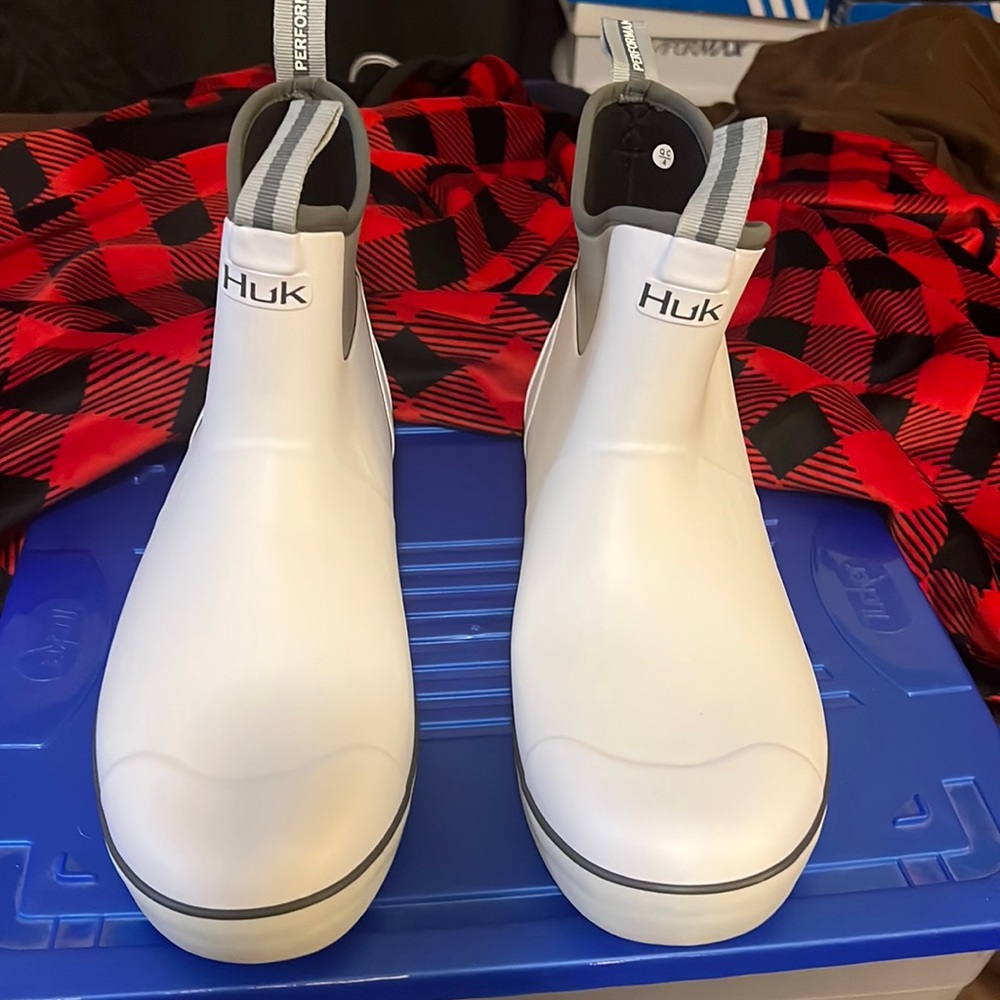 Huk brand waterproof boots white size 12.